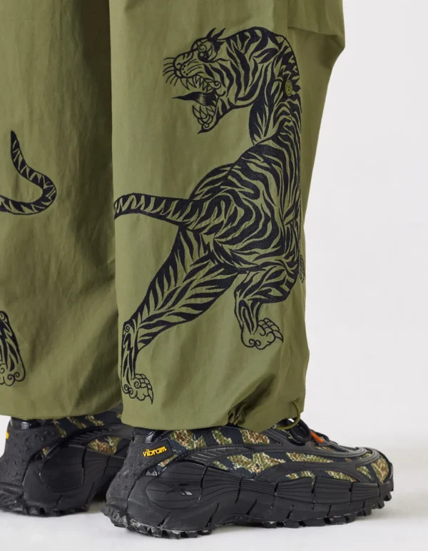 Maharishi Original Snopants*4282 Duelling Tigers Embroidered Loose Snopants® Olive Og-107F