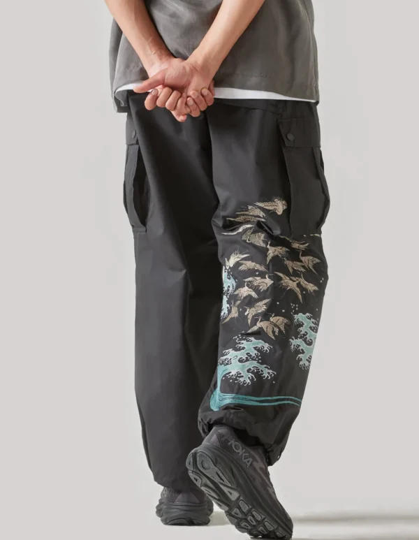 Maharishi Cargo Pants*4504 Peace Cargo Snopants® Loose Fit Black